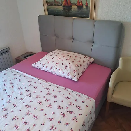 Romansa Задар