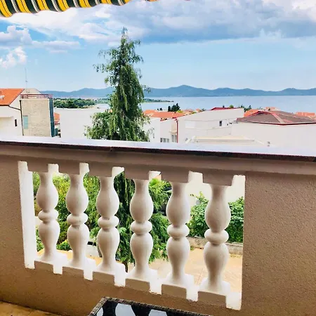 בית הארחה Romansa